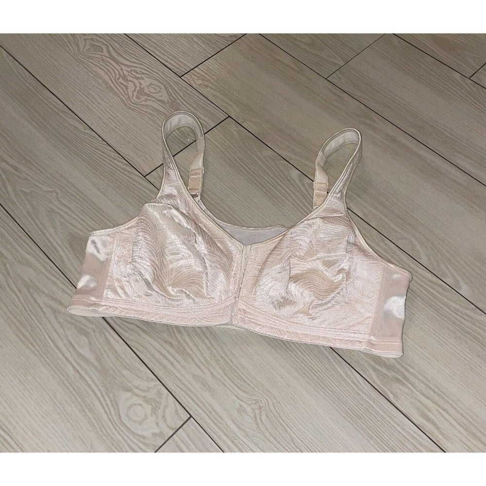 Playtex 18 Hour E525 Wire Free Bra Posture Boost PowerSupport Smoothing 38C